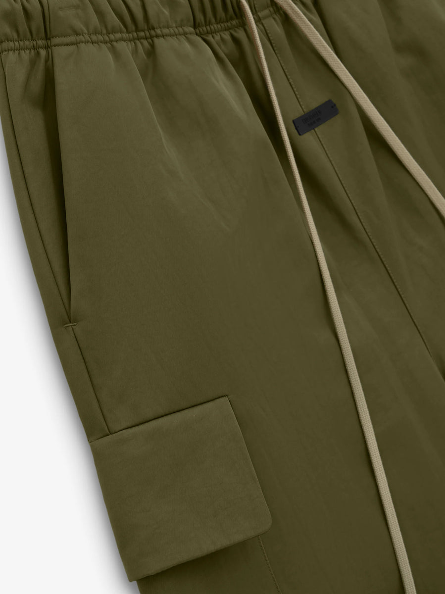 ESSENTIALS Textured Nylon Field Pant - MILITARY – LA STRADA