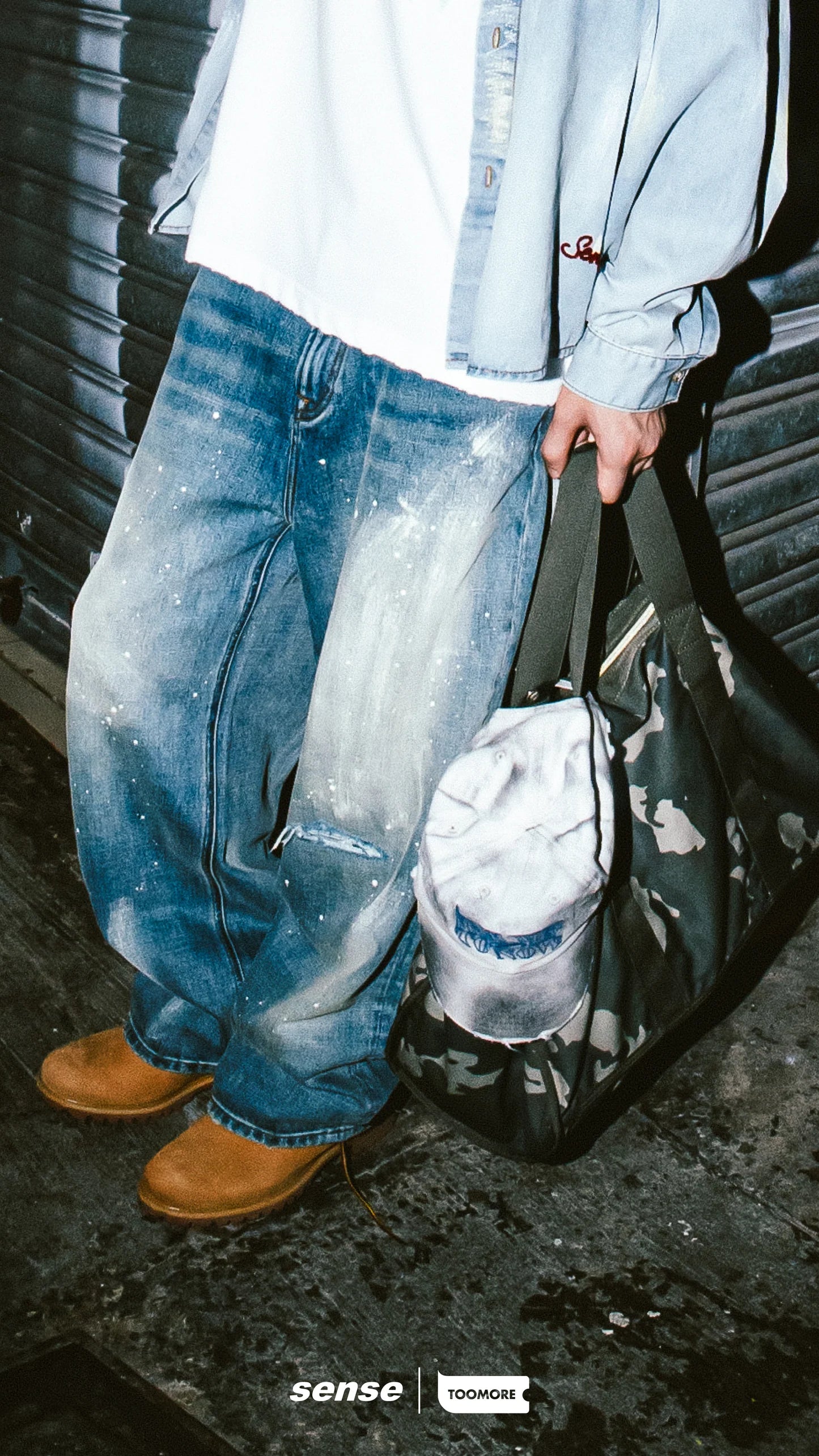 SENSE - Print Splattered Washed Jeans Blue