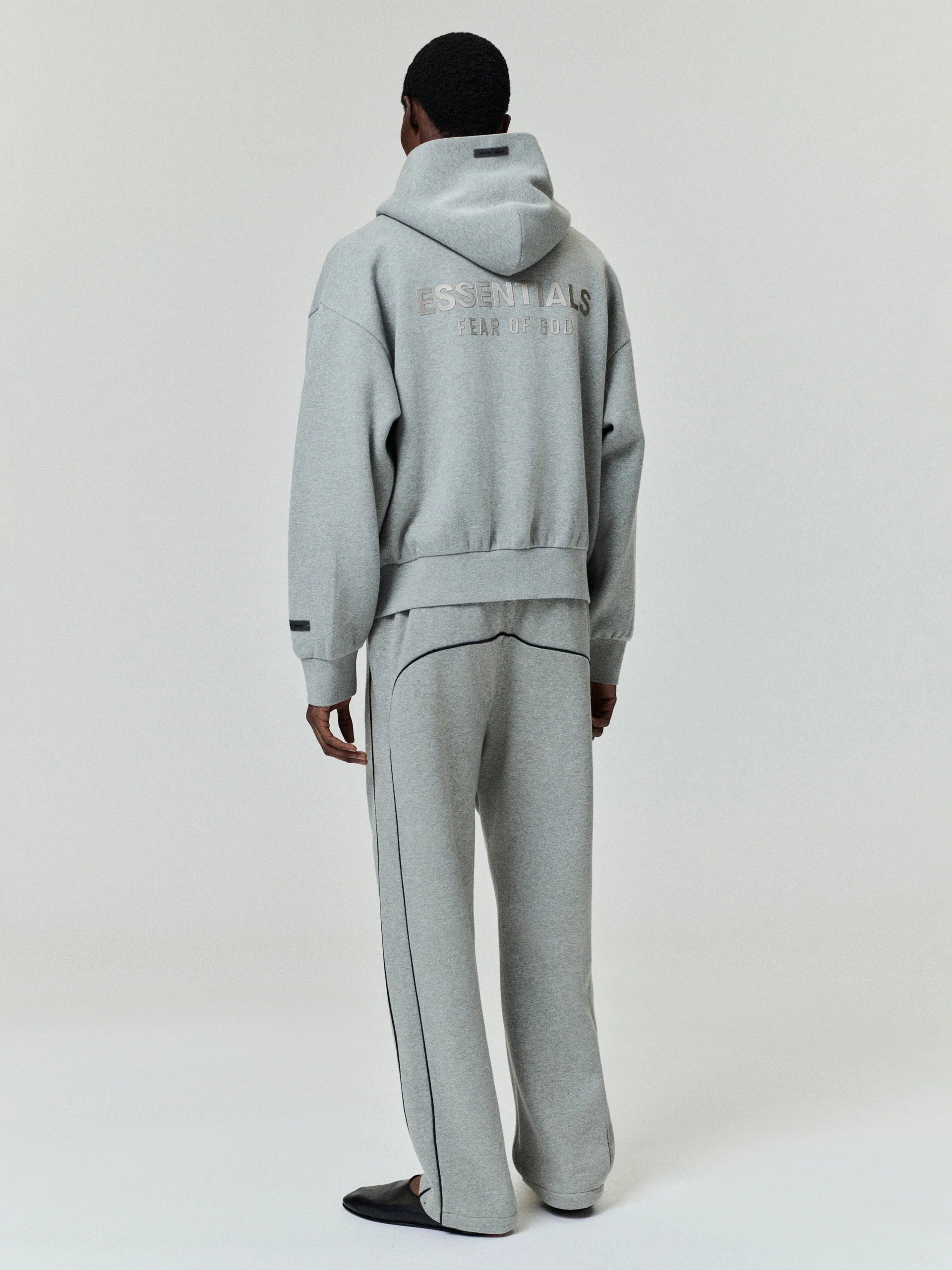 ESSENTIALS CLASSIC FIT FLEECE ZIP HOODIE - CONCRETE HEATHER