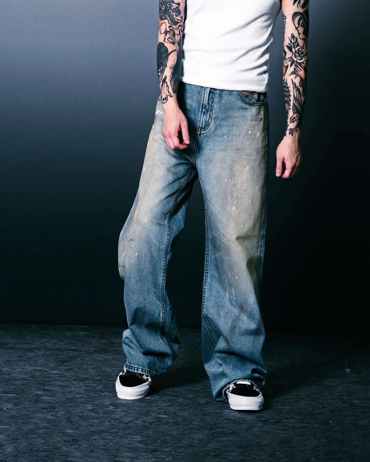Sense - Dirty Straight Loose Cut Jeans Wash Blue