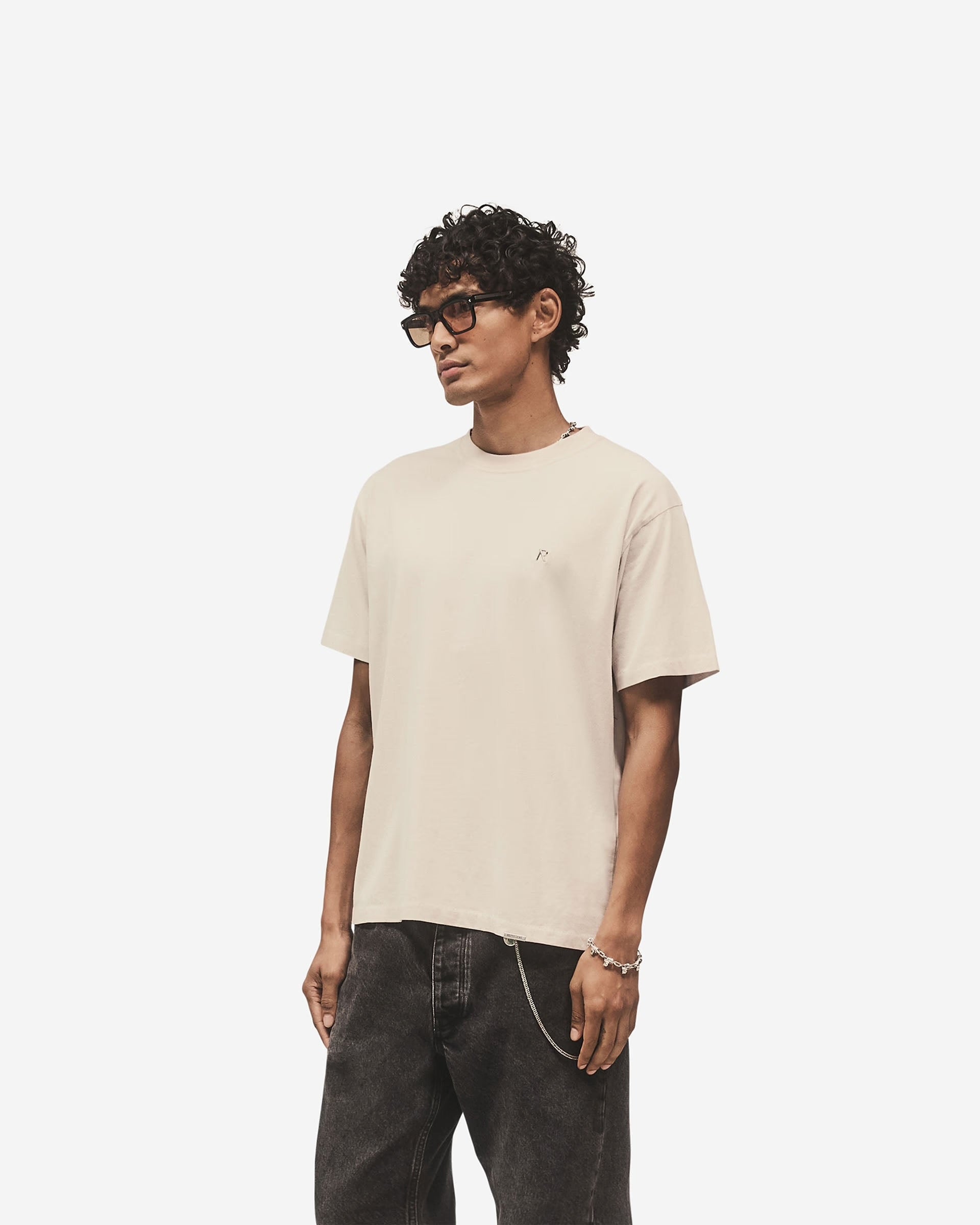 Represent Metal Initial R T-Shirt