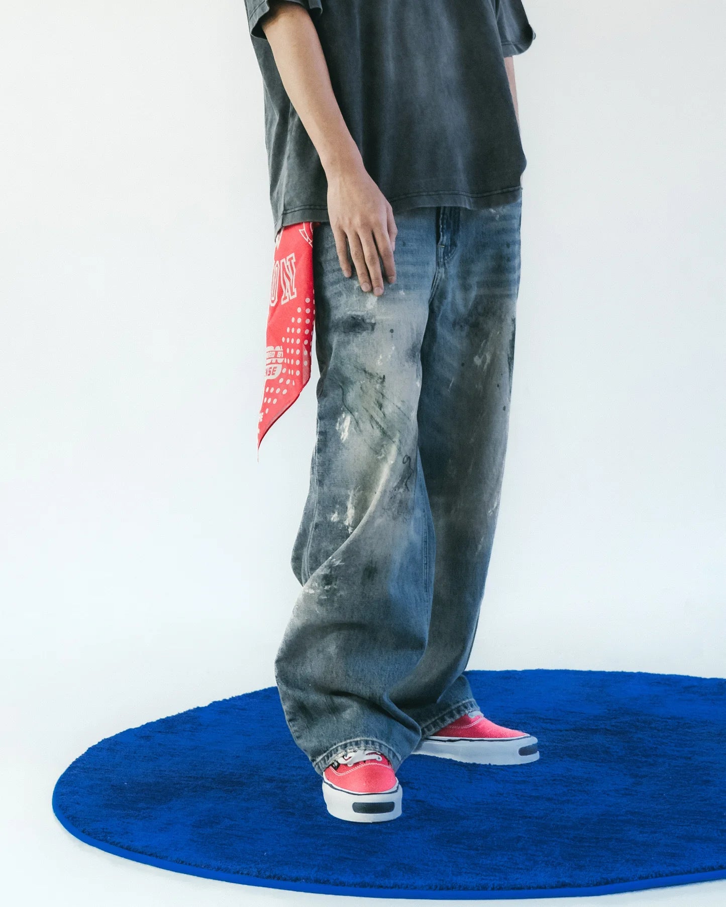Sense - Washed Paint Splattered Jeans Blue