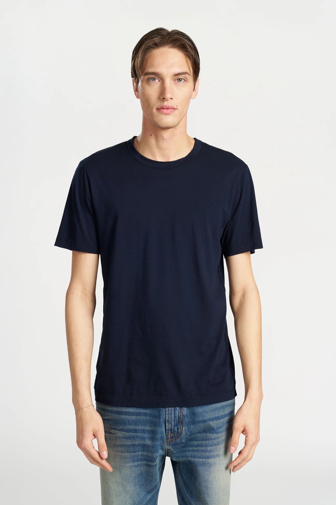 CLASSIC CREWNECK TEE - SUPER NAVY