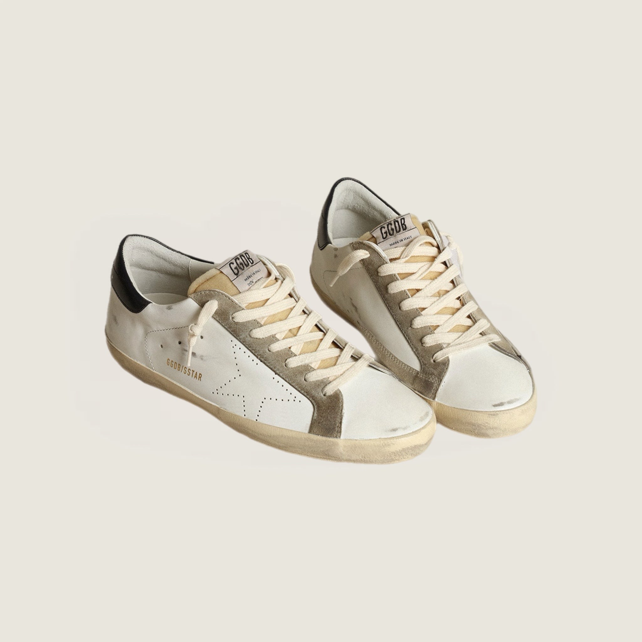 GOLDEN GOOSE SUPER STAR