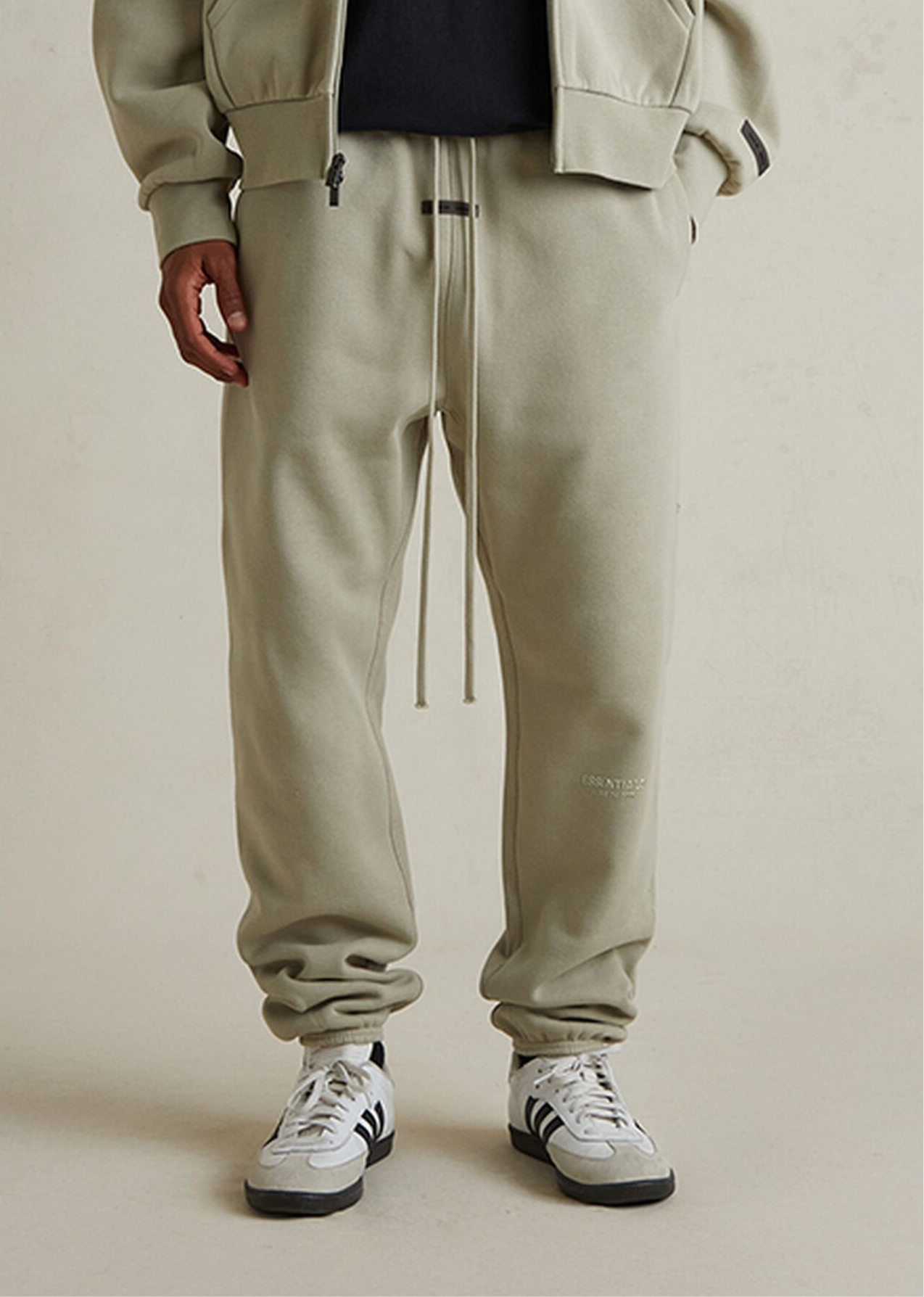 ESSENTIALS VINTAGE FLEECE SWEATPANT - ABBEY STONE