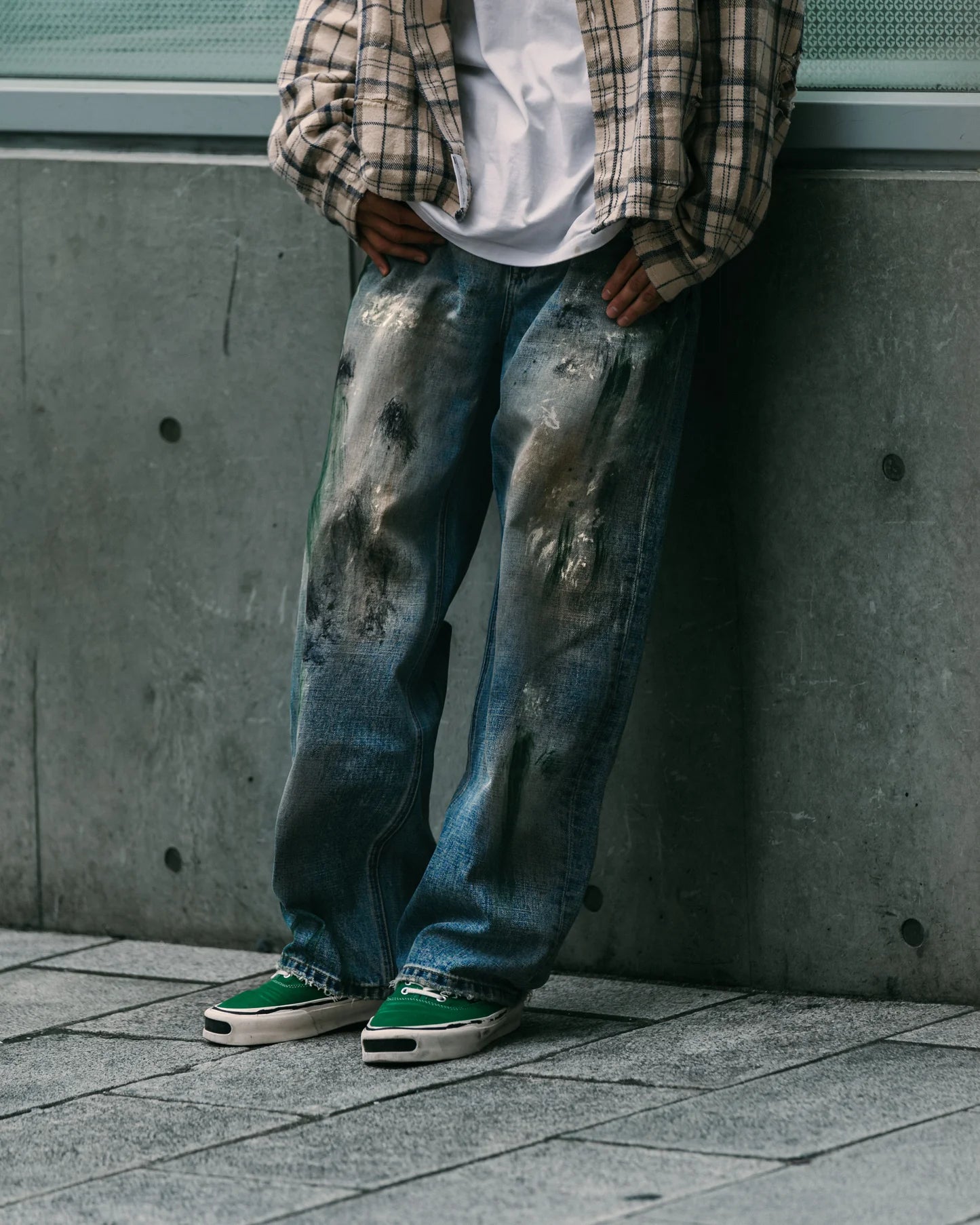 Sense - Washed Paint Splattered Jeans Blue