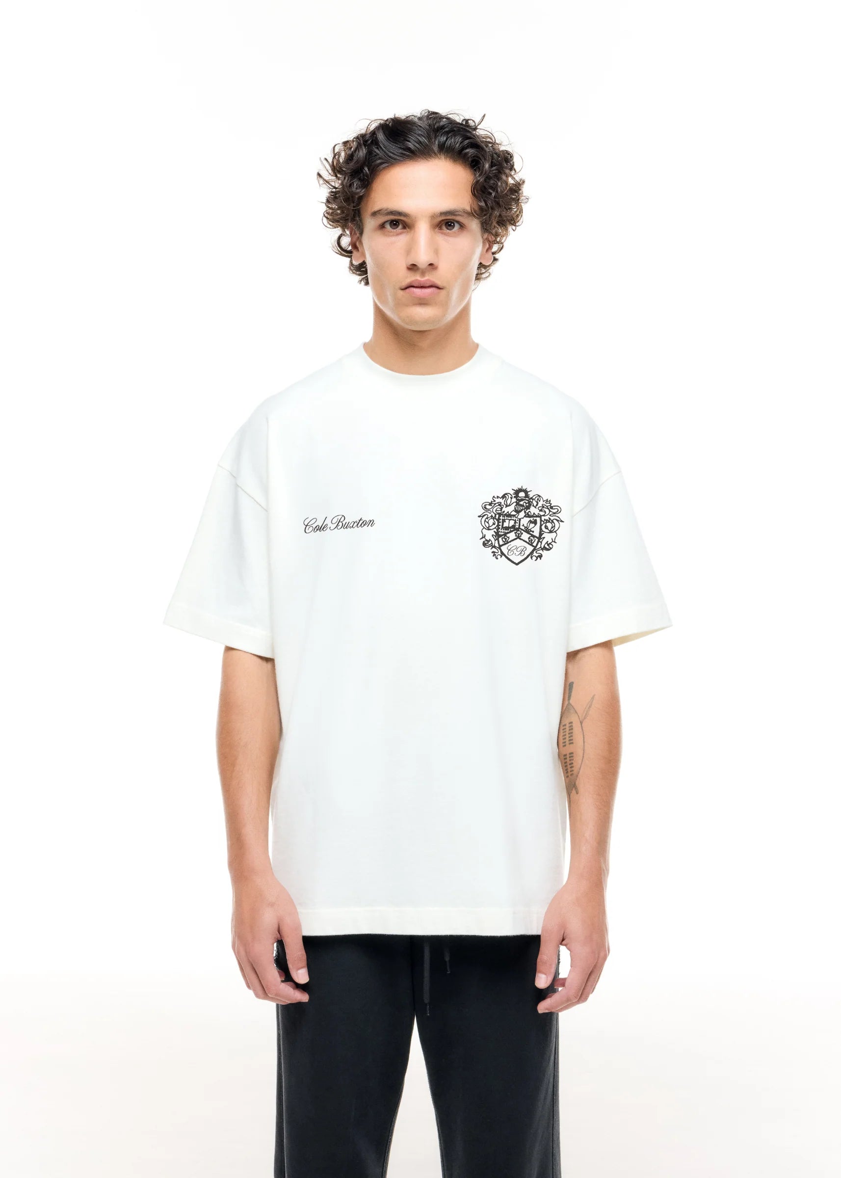 COLE BUXTON COLLEGIATE CREST T-SHIRT - VINTAGE WHITE